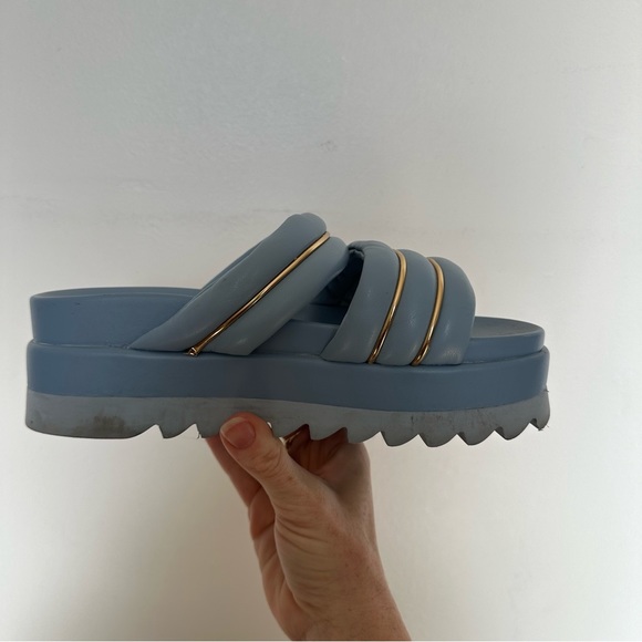 ASOS DESIGN Wide Fit Thea padded flatform mules in Cornflower Blue - Picture 8 of 8